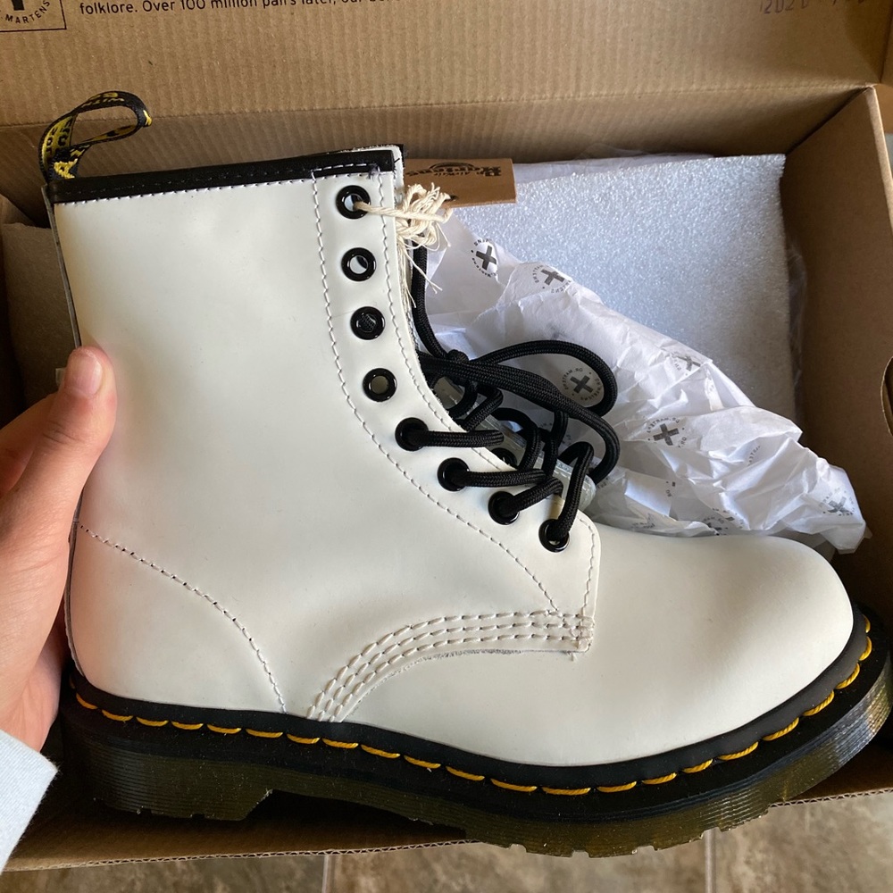 Never worn
